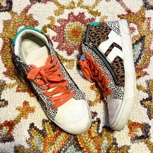 Dolce Vita Zelle Mid-Top Sneaker